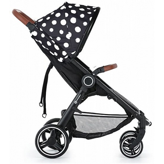 Petite&Mars Street + Pastaigu Rati Petite&Mars Street + Pastaigu Rati